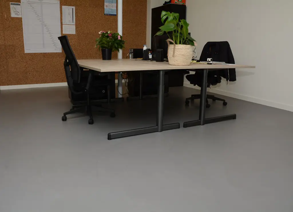 elastische polyurethaan gietvloer - vloertechniek Hoogeveen